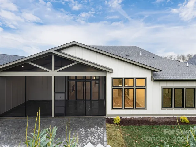 $875,000 | 419 Big Hl Drive, Unit 83, Arden, NC 28704