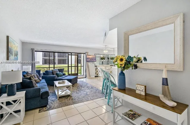 $329,000 | 1605 Highway 1, Unit D104, Jupiter, FL 33477