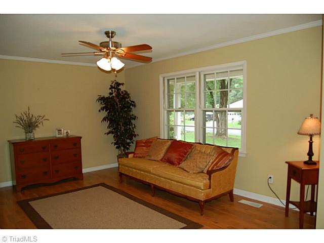 1017 Amity Road Asheboro, NC 27203 - Photo 2 of 13 Living Room.