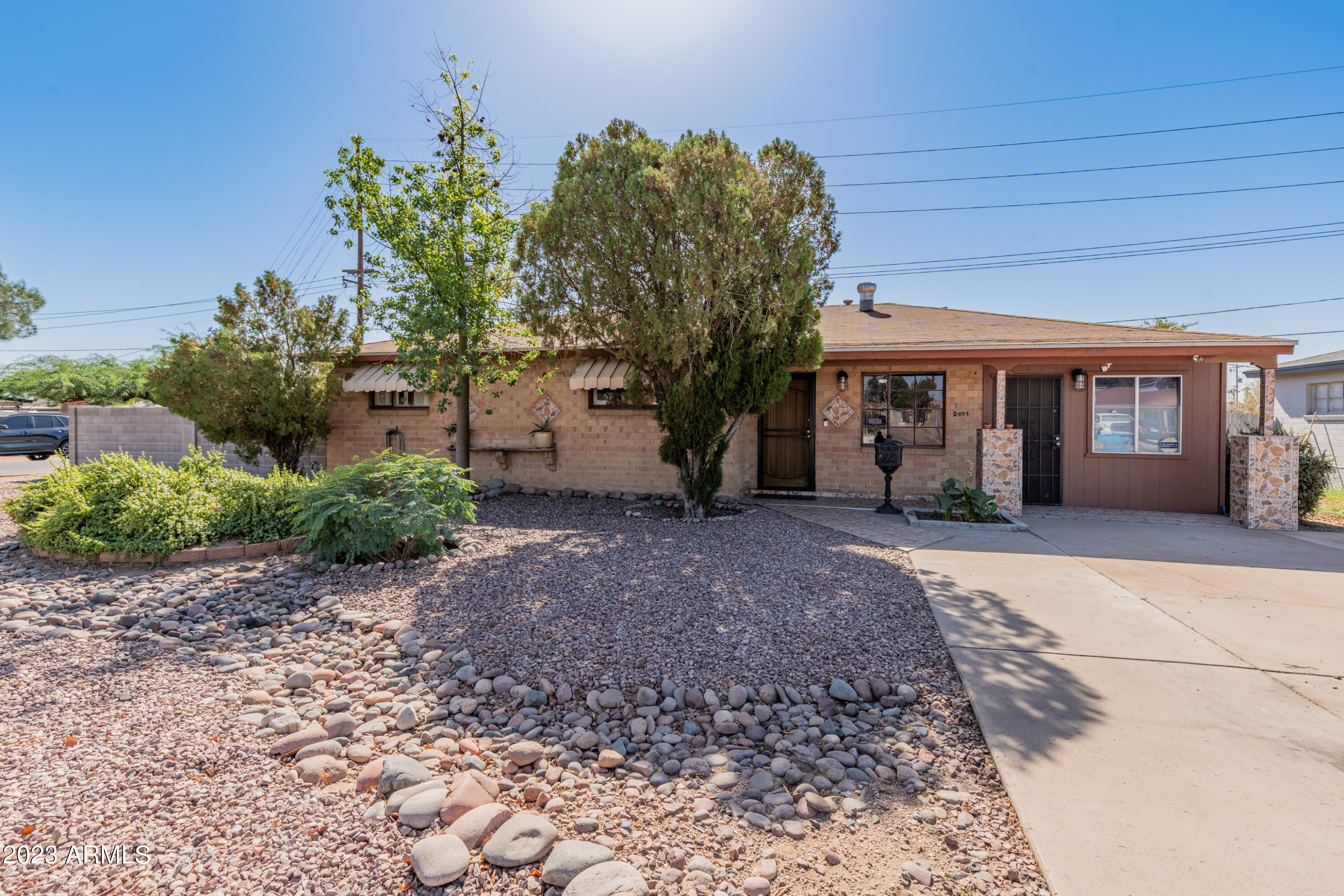 2401 W Osborn Rd-38