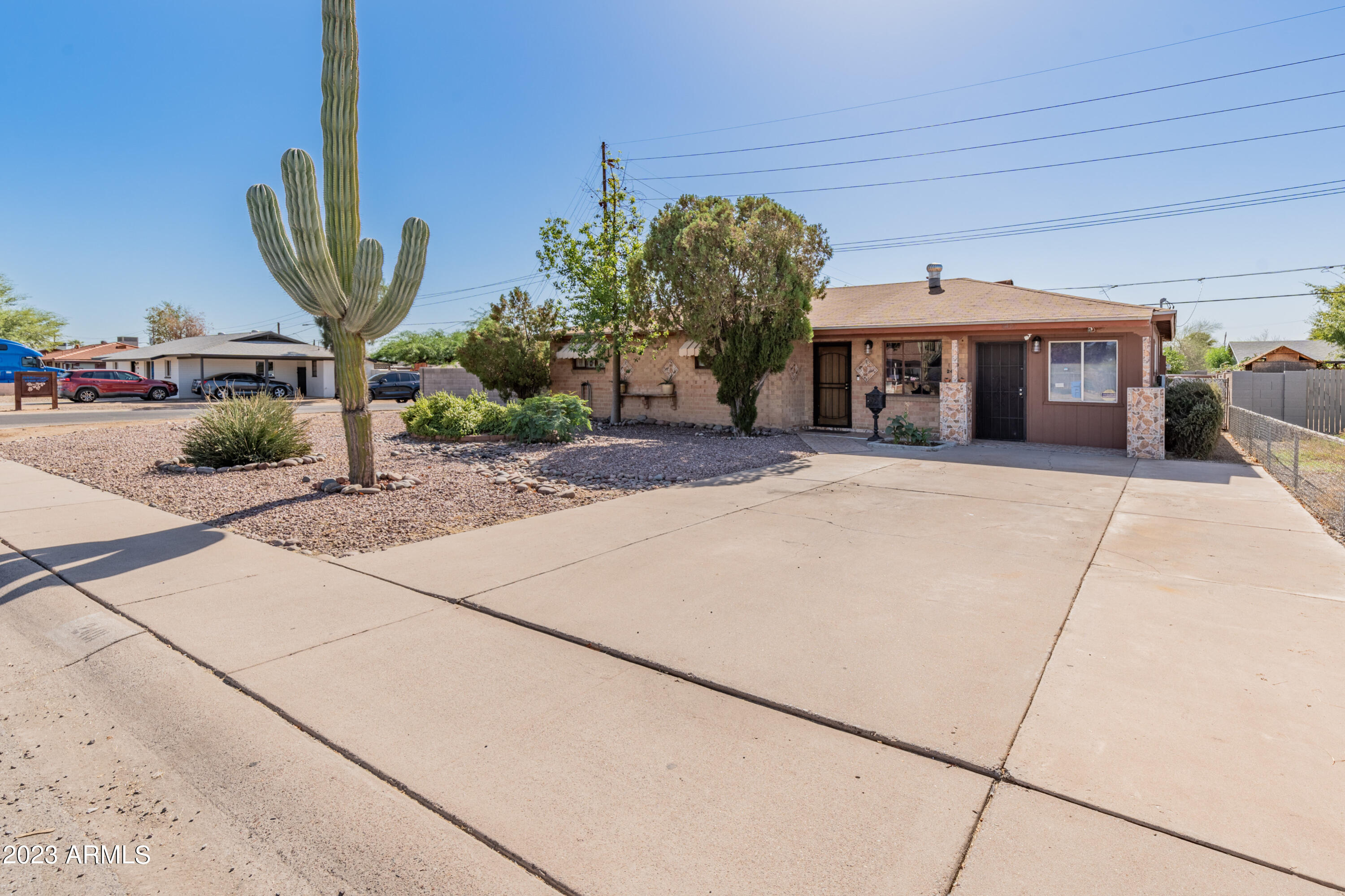2401 West Osborn Road Phoenix, AZ 85015 - Photo 22 of 26 2401 W Osborn Rd-34