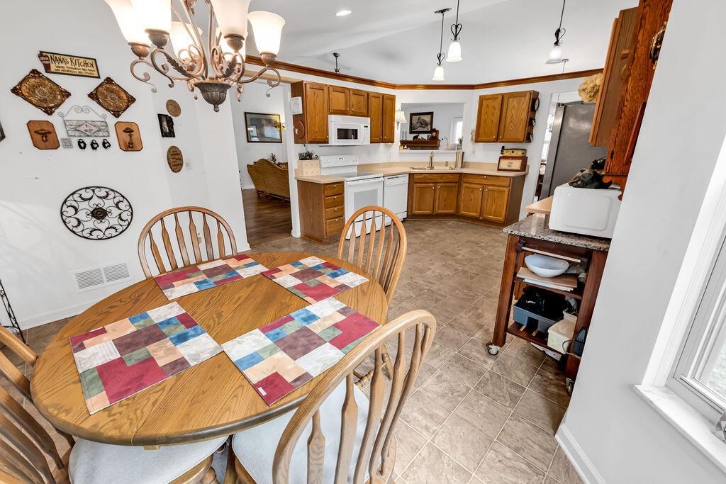 6376 Sumner Loop Dublin, OH 43016 - Photo 18 of 36 Kitch from bay eat area view