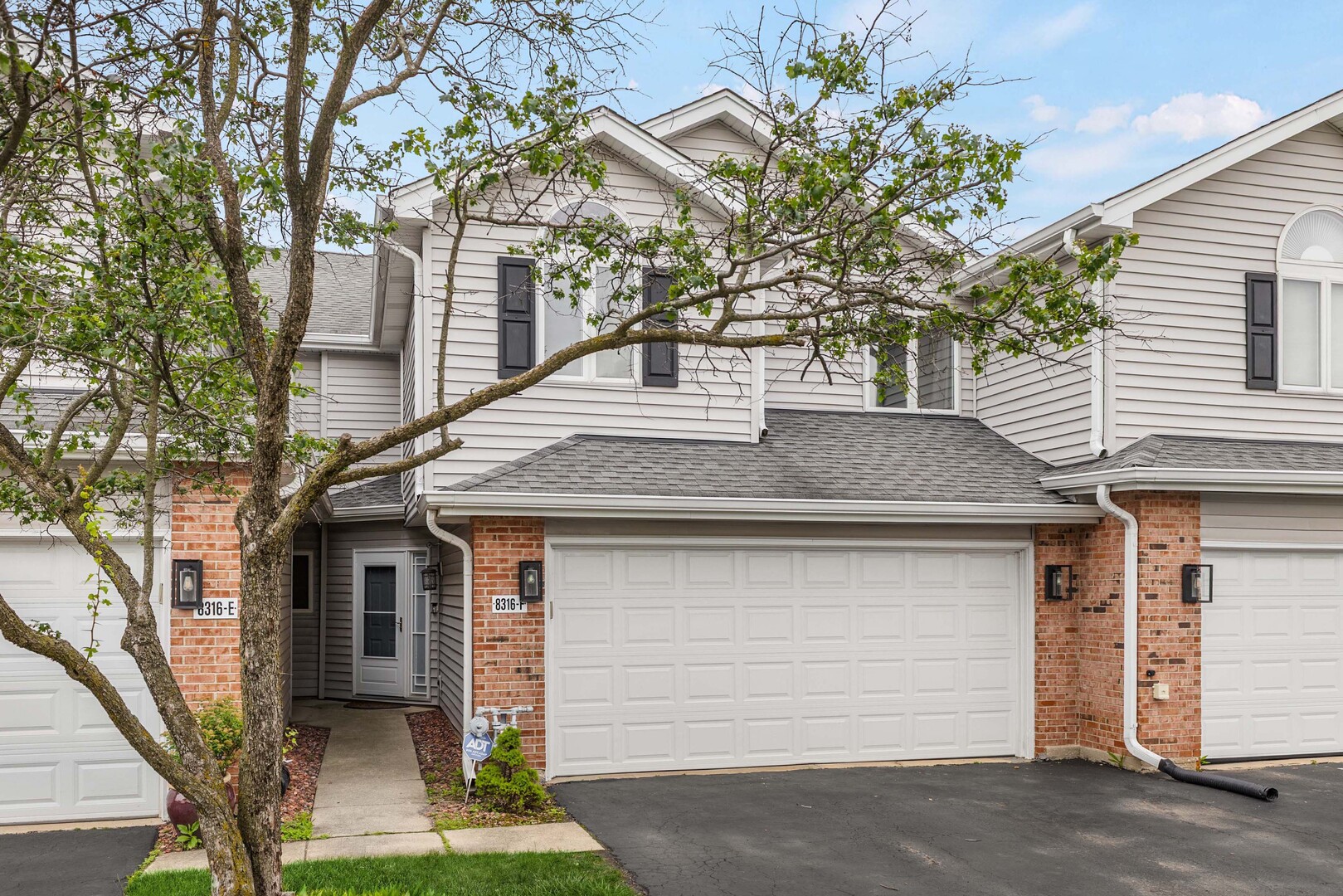 8316 High Point Circle, Unit F Darien, IL 60561 - Photo 1 of 29