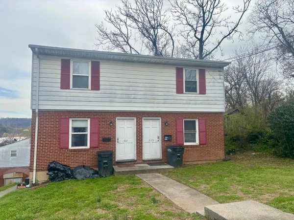 $1,200 | 339 Cedar Avenue, Vinton, VA 24179