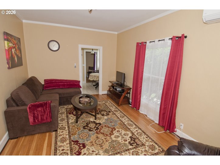 2356 Northwest Westover Road Portland, OR 97210 - Photo 3 of 20
