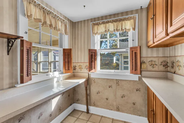 $189,900 | 1105 South Webster Street, Jackson, MI 49203