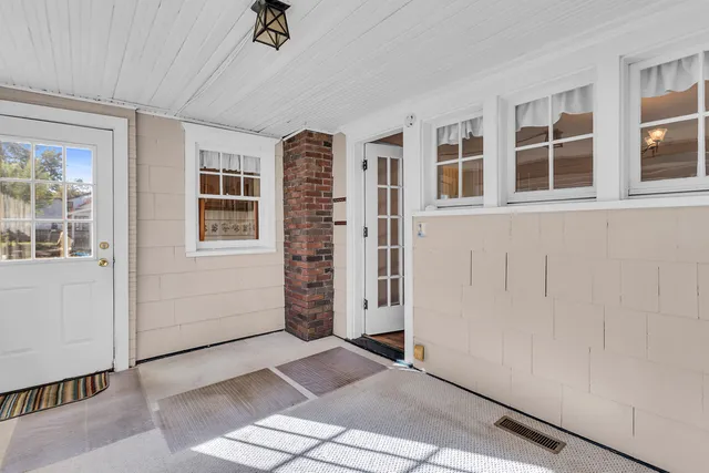 $189,900 | 1105 South Webster Street, Jackson, MI 49203