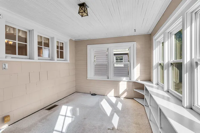 $189,900 | 1105 South Webster Street, Jackson, MI 49203