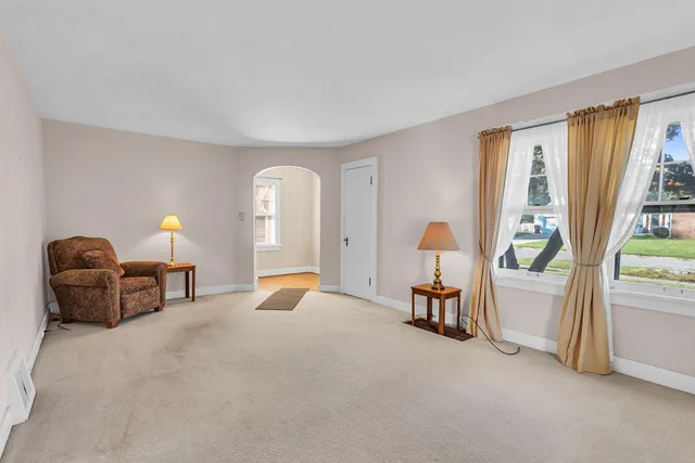 $189,900 | 1105 South Webster Street, Jackson, MI 49203