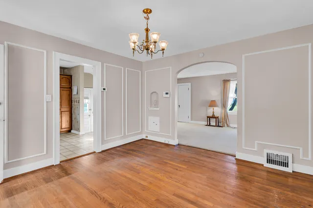 $189,900 | 1105 South Webster Street, Jackson, MI 49203