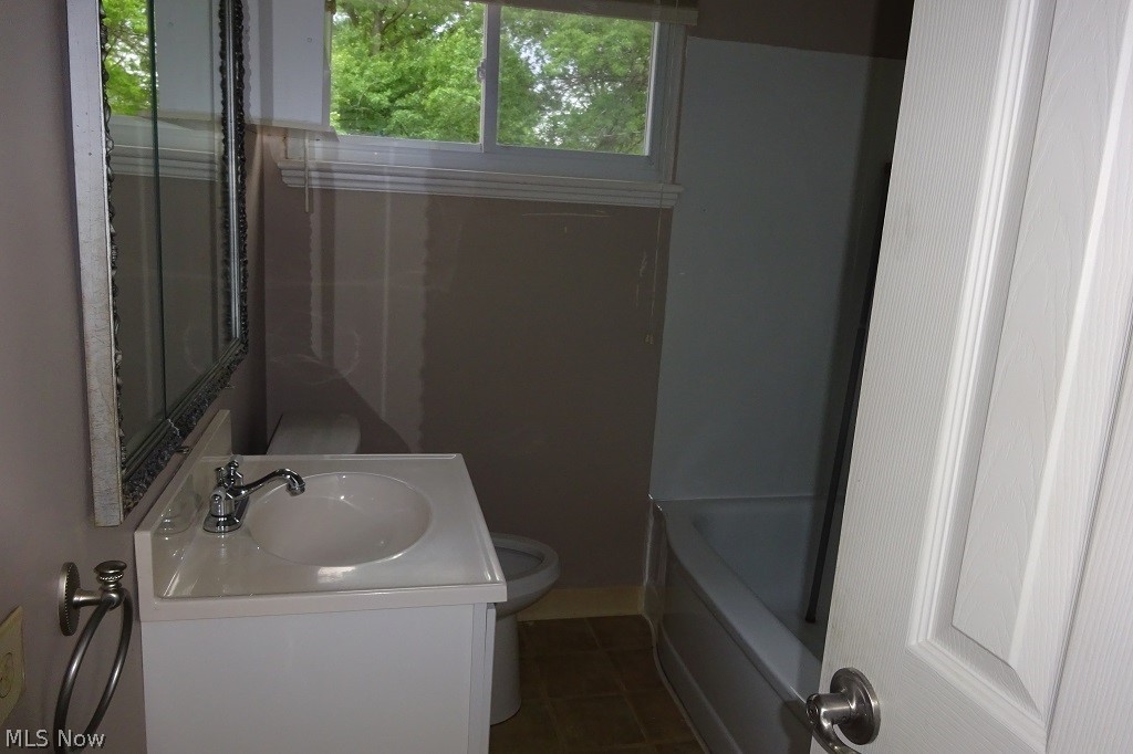 9248 Lynnhaven Road Parma Heights, OH 44130 - Photo 7 of 17