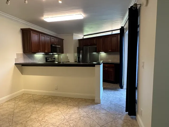 $2,395 | 8345 Trent Court, Unit B, Boca Raton, FL 33433