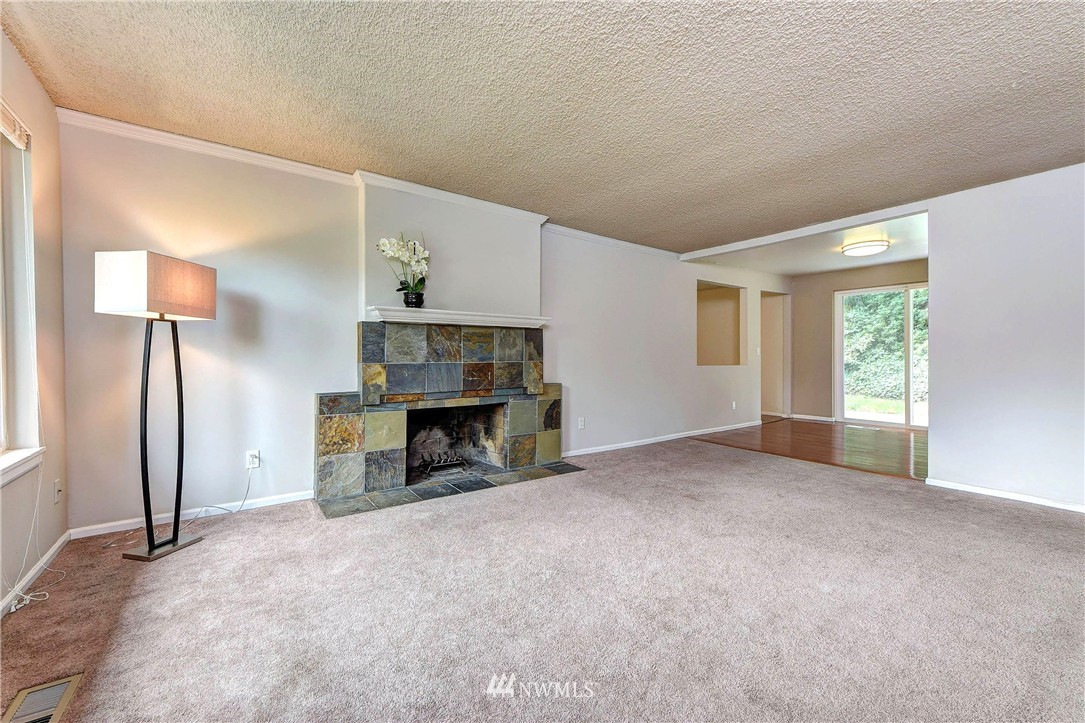 21801 3rd Place West Bothell, WA 98021 - Photo 4 of 20