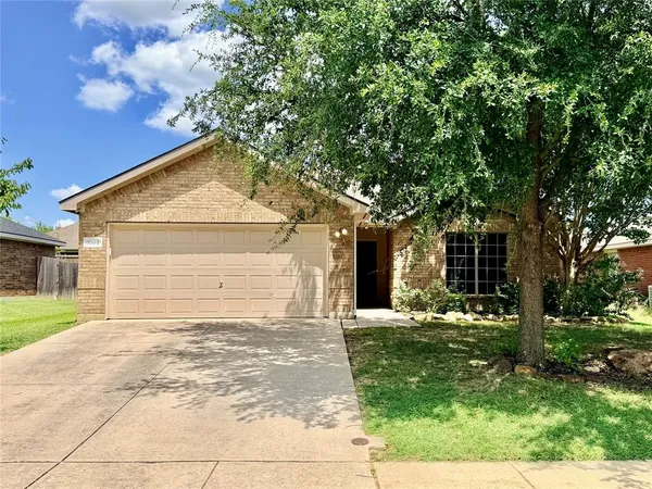 $2,300 | 3504 Northpointe Drive, Denton, TX 76207