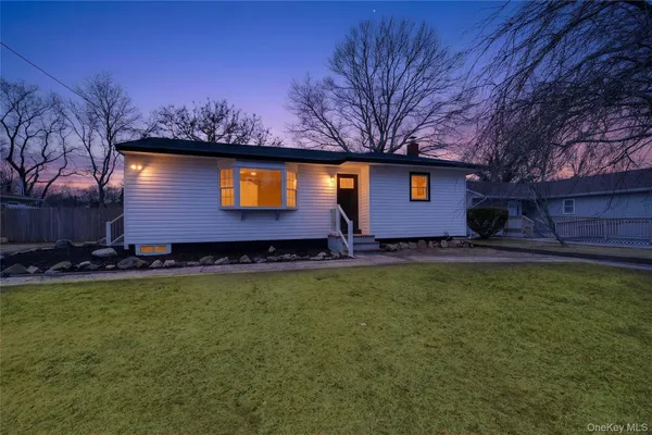 $524,999 | 34 Propose Road, Shirley, NY 11967