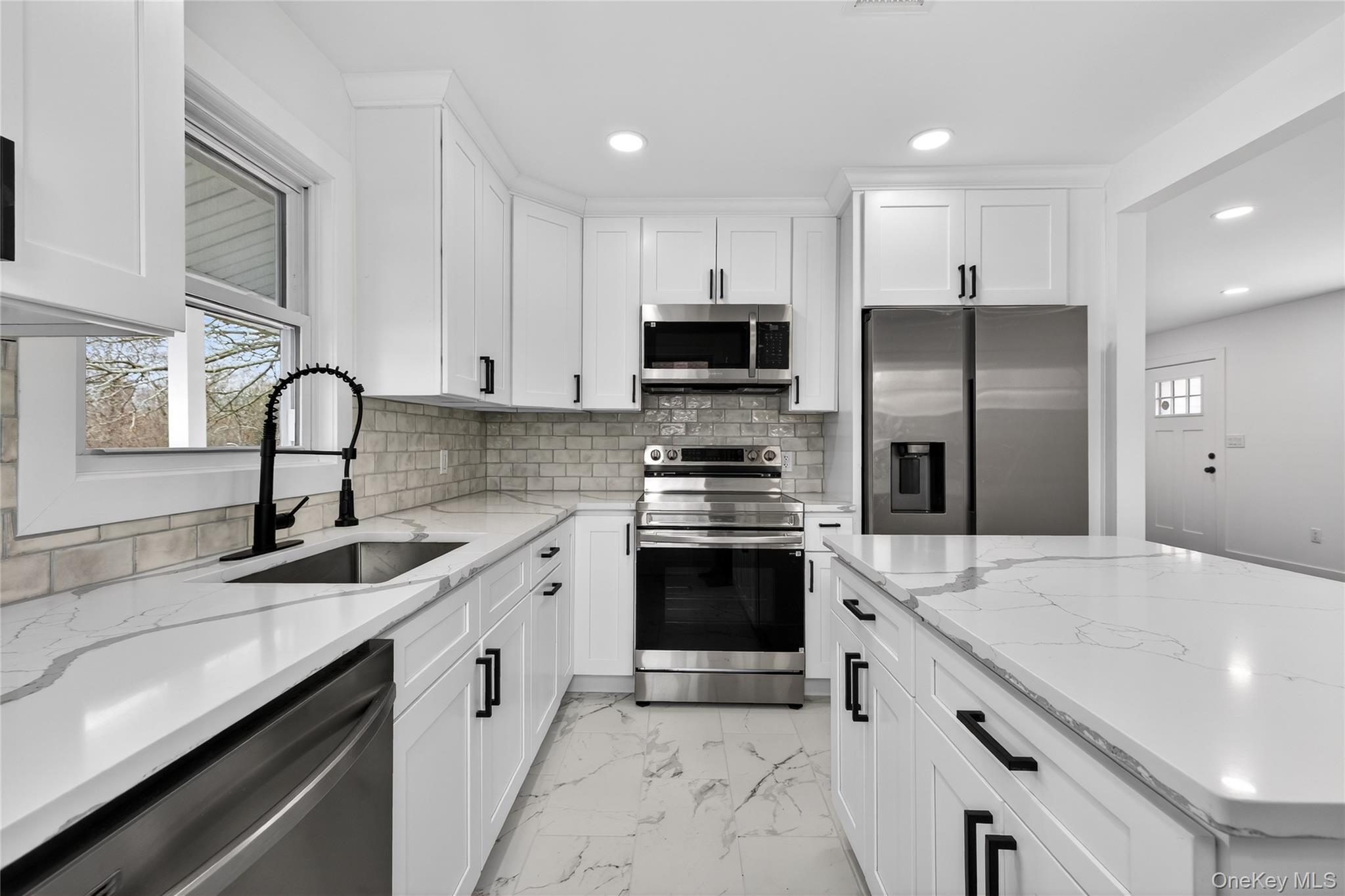 34 Propose Road Shirley, NY 11967 - Photo 13 of 40