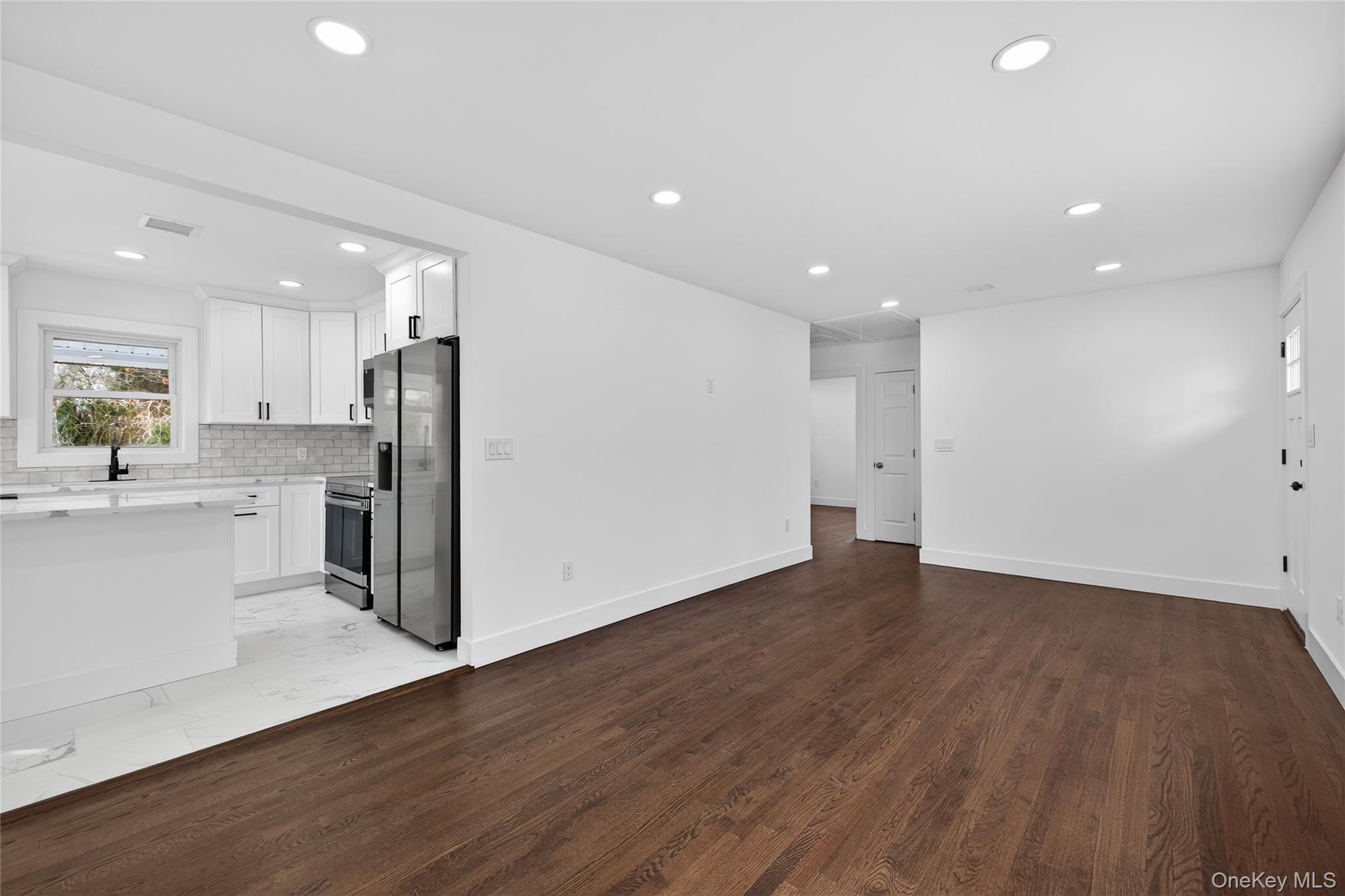 34 Propose Road Shirley, NY 11967 - Photo 9 of 40