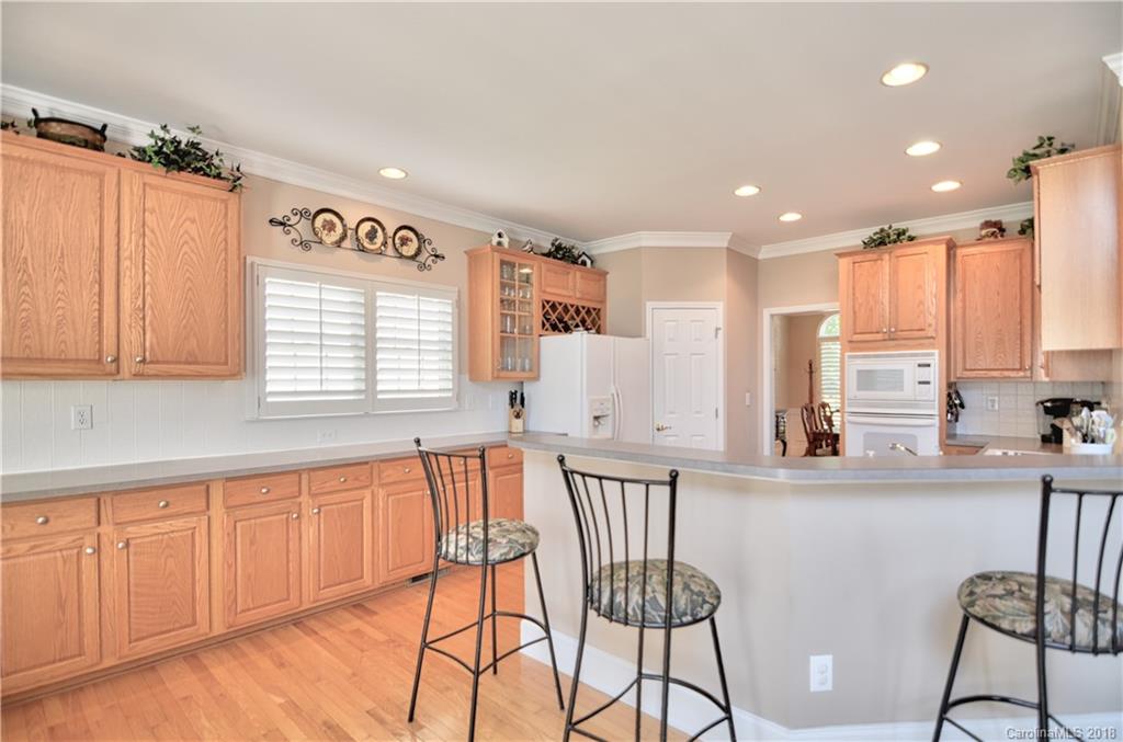 12104 Farnborough Road Huntersville, NC 28078 - Photo 11 of 36 Gallery Image 11