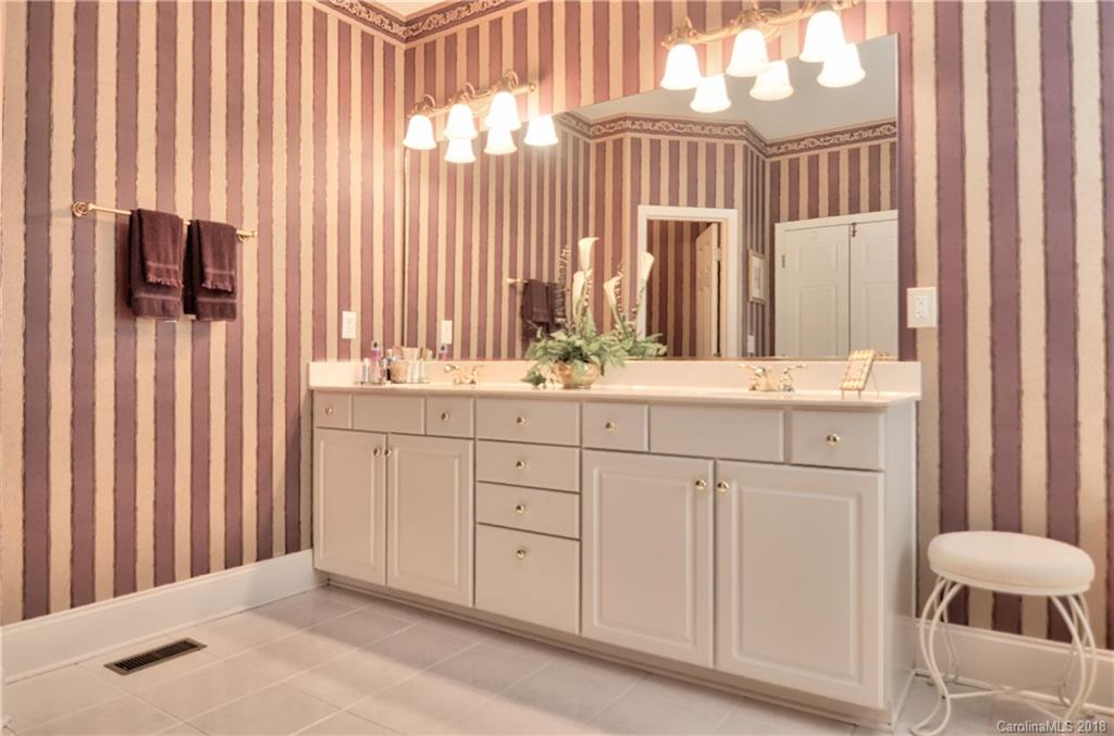 12104 Farnborough Road Huntersville, NC 28078 - Photo 21 of 36 Gallery Image 21