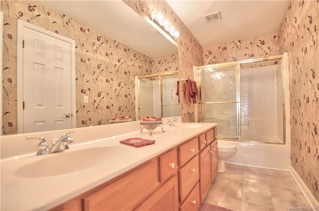 12104 Farnborough Road Huntersville, NC 28078 - Photo 25 of 36 Gallery Image 25