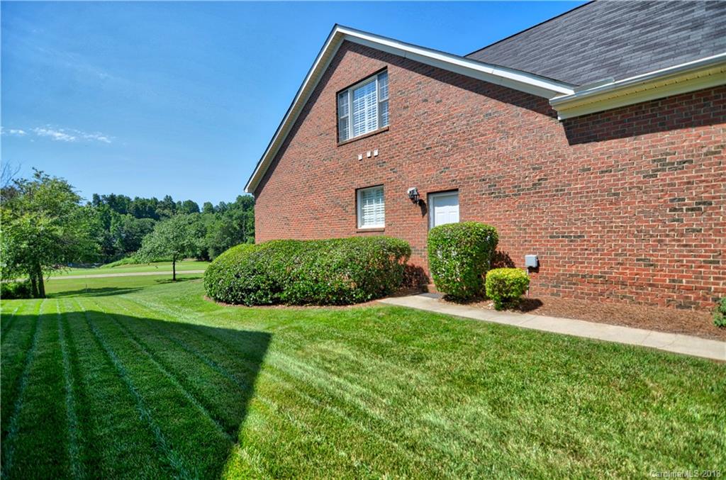 12104 Farnborough Road Huntersville, NC 28078 - Photo 30 of 36 Gallery Image 30