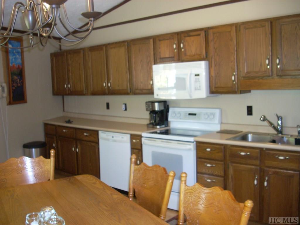 63 Sandy Br Road Highlands, NC 28741 - Photo 11 of 24 Gallery Image 11