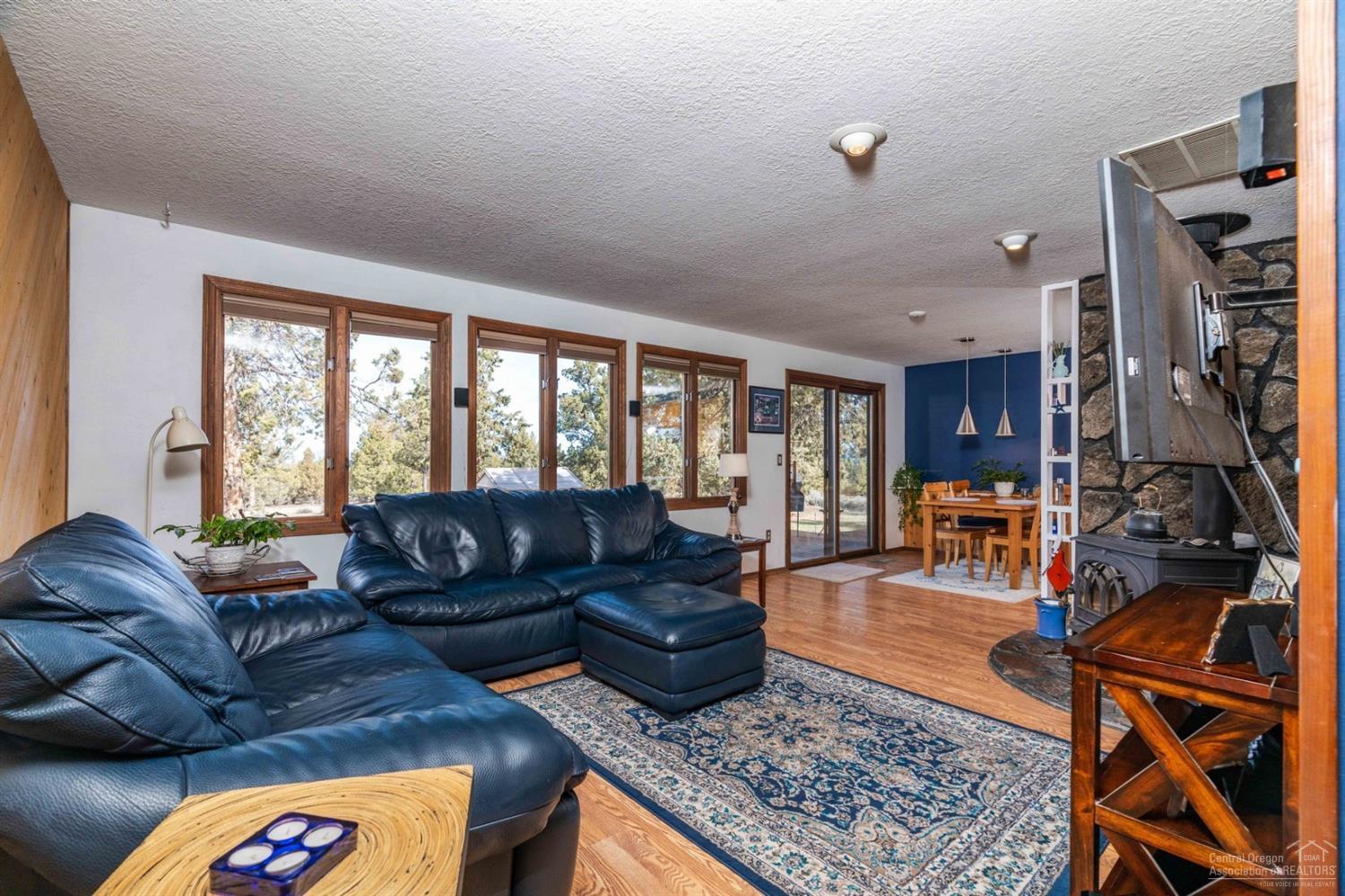 6961 Southwest Valley View Road Powell Butte, OR 97753 - Photo 5 of 25 Additional Photo