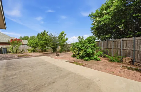$325,000 | 1689 Amberwood Loop, Kyle, TX 78640