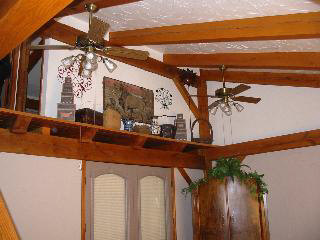2764 West Erie Road Temperance, MI 48182 - Photo 9 of 18 Living room shelf
