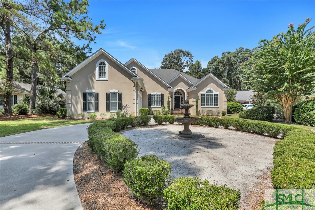 120 Winterberry Drive Savannah, GA 31406 - Photo 2 of 50 Water fountain feature in circular drive