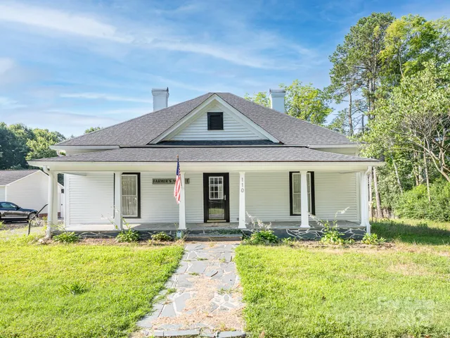 $275,000 | 110 College Street, Marshville, NC 28103