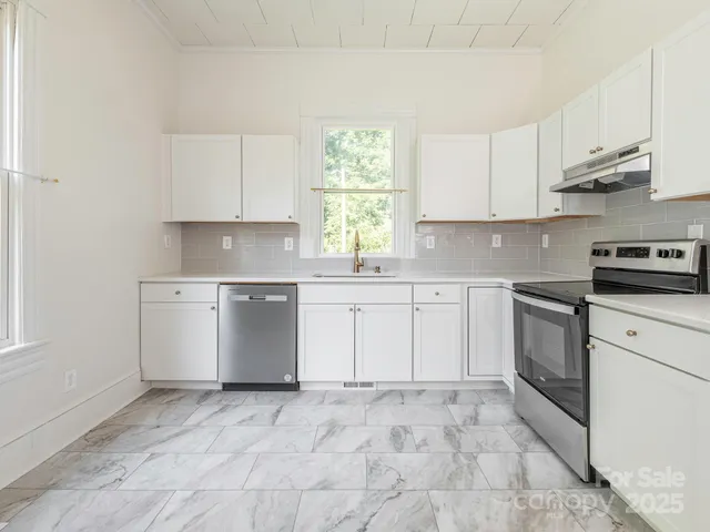 $275,000 | 110 College Street, Marshville, NC 28103