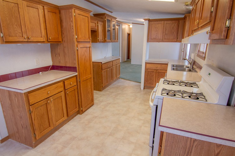 3146 Klender Road Rhodes, MI 48652 - Photo 5 of 32 1869661-4.JPG