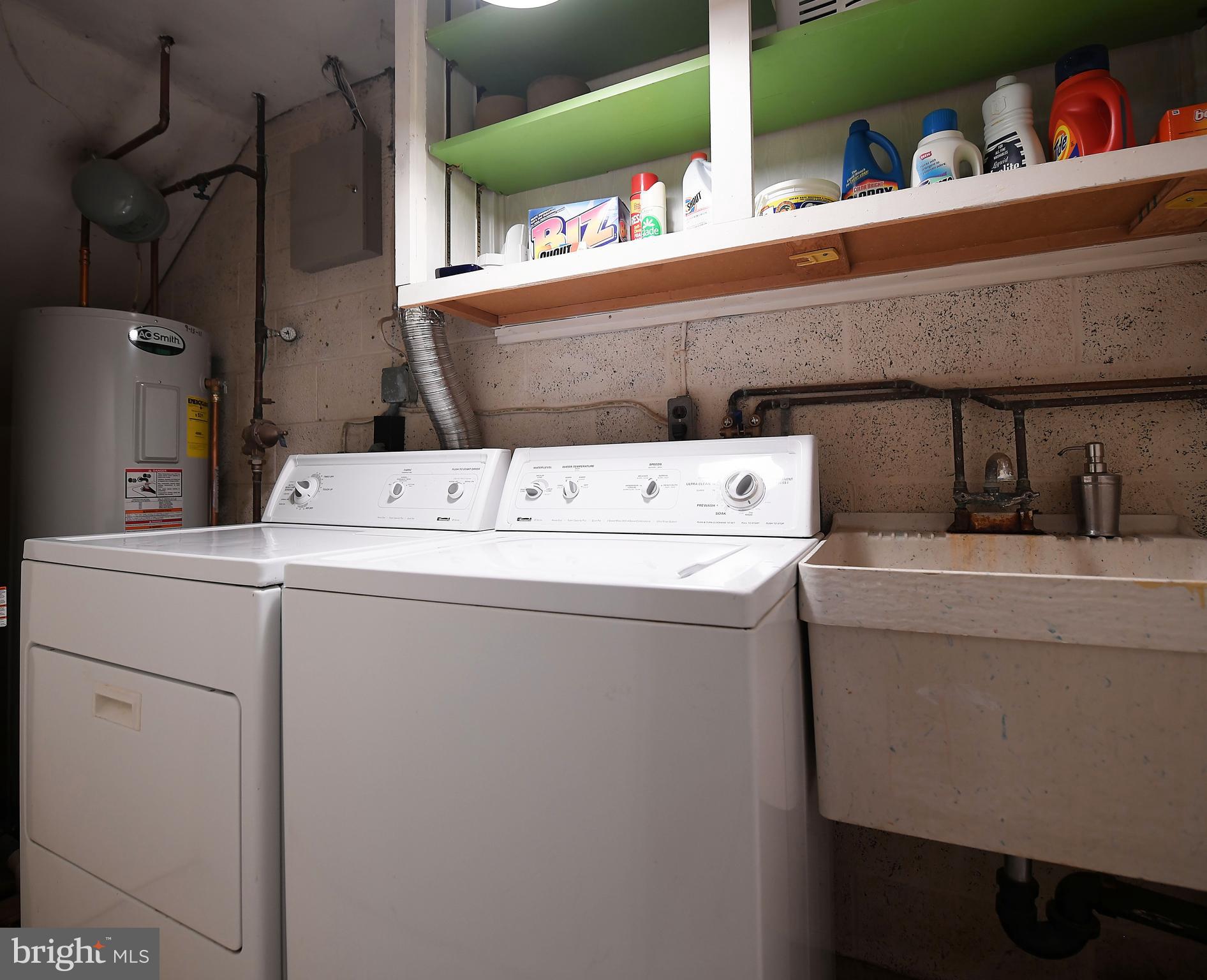 1702 Killington Road, Unit 40 Towson, MD 21204 - Photo 49 of 59 Main Level Laundry Room