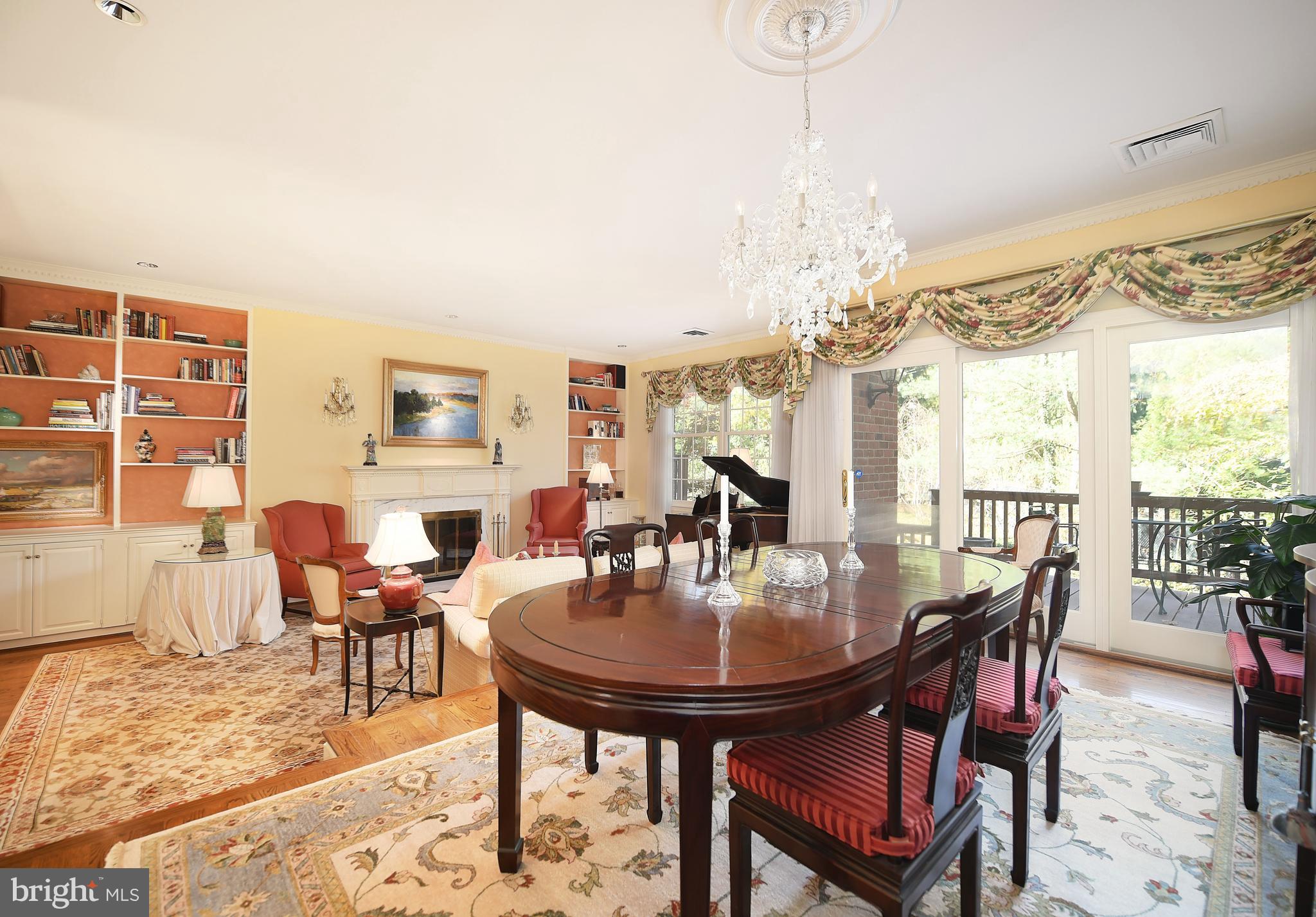 1702 Killington Road, Unit 40 Towson, MD 21204 - Photo 8 of 59 Dining Room/Living Room