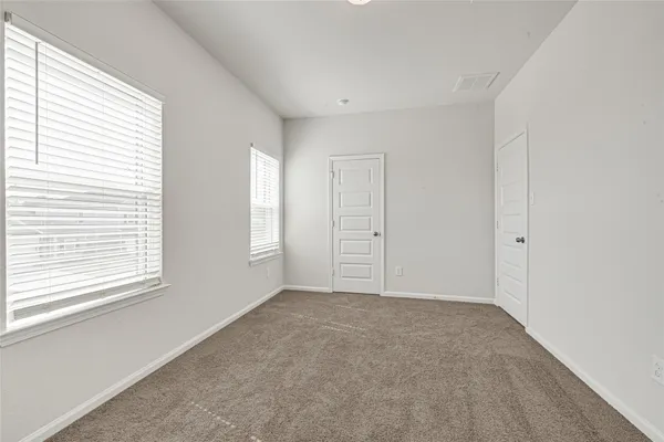 $2,400 | 2727 Crested Creek Lane, Fulshear, TX 77441