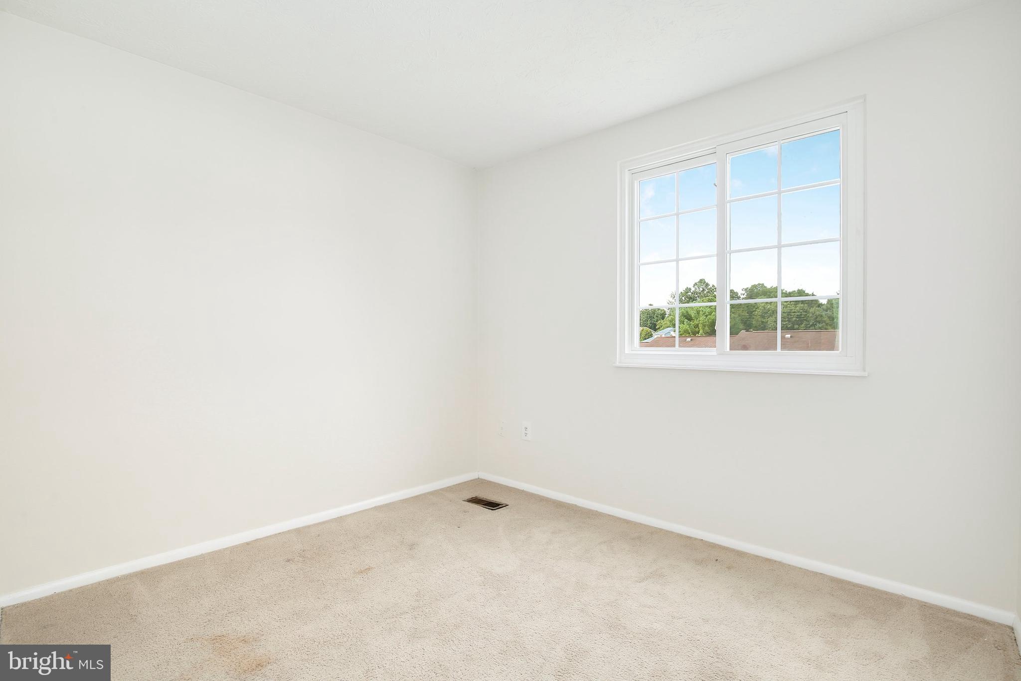 1404 Farmcrest Way Silver Spring, MD 20905 - Photo 15 of 22 Gallery Image 15