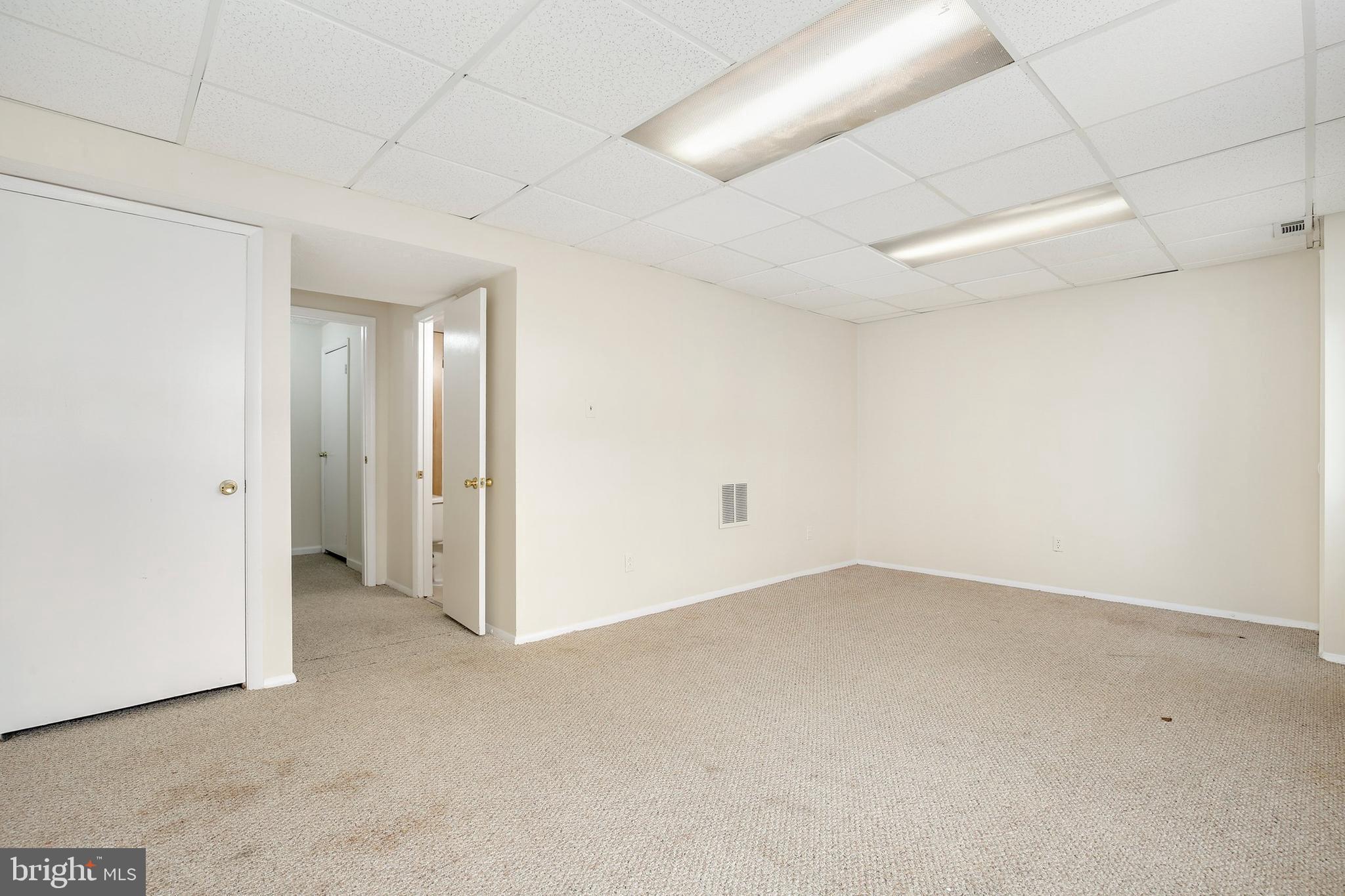 1404 Farmcrest Way Silver Spring, MD 20905 - Photo 19 of 22 Gallery Image 19