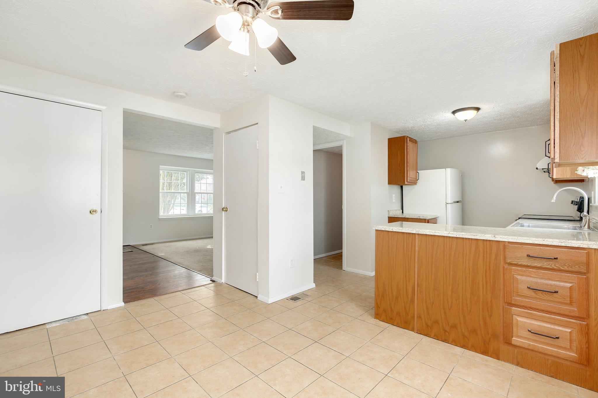 1404 Farmcrest Way Silver Spring, MD 20905 - Photo 5 of 22 Gallery Image 5