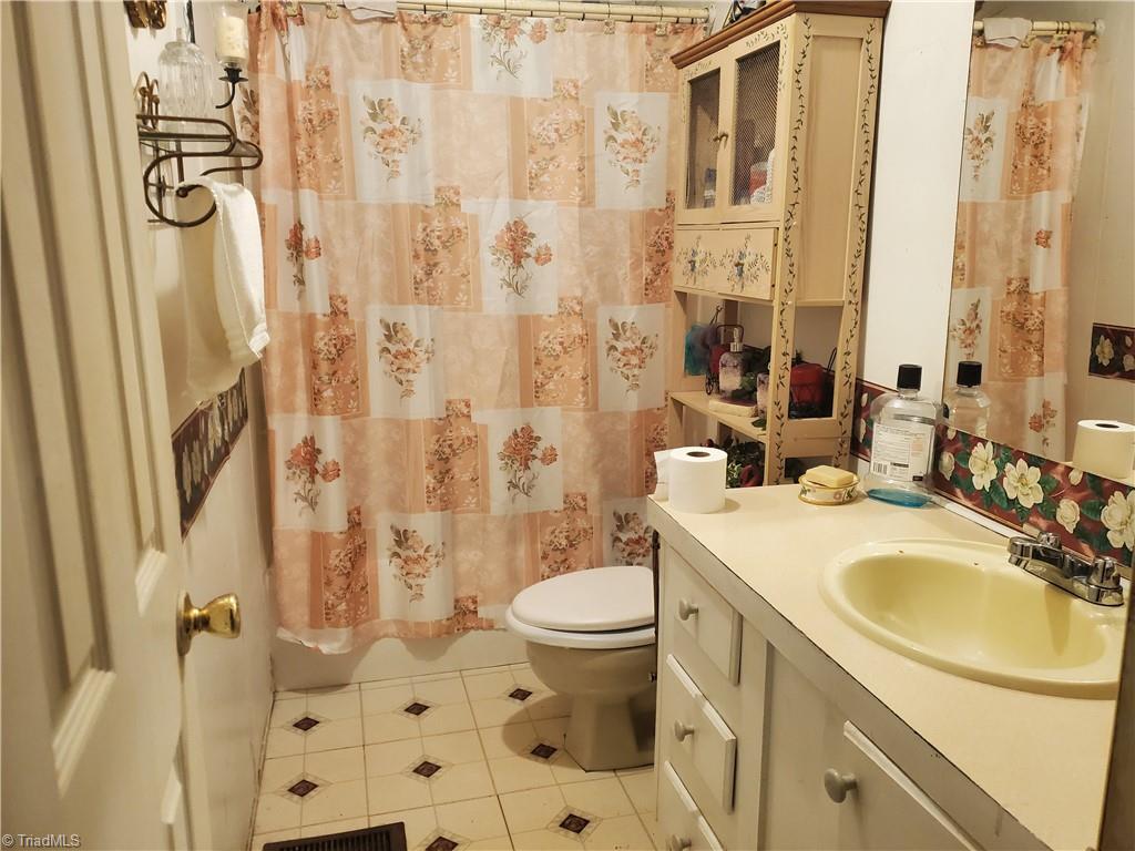 145 Splendor Lane Mount Airy, NC 27030 - Photo 10 of 18 Gallery Image 10
