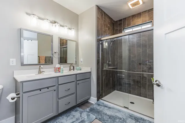 $320,000 | 4208 West Thornwood Lane, Muncie, IN 47304