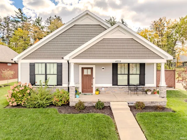 $320,000 | 4208 West Thornwood Lane, Muncie, IN 47304