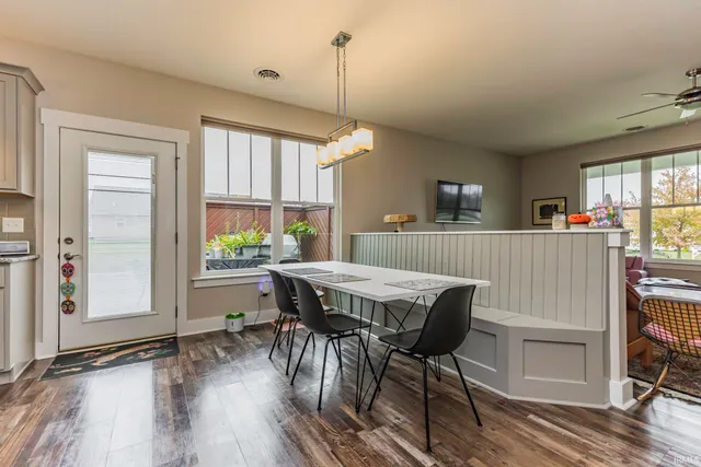 $320,000 | 4208 West Thornwood Lane, Muncie, IN 47304