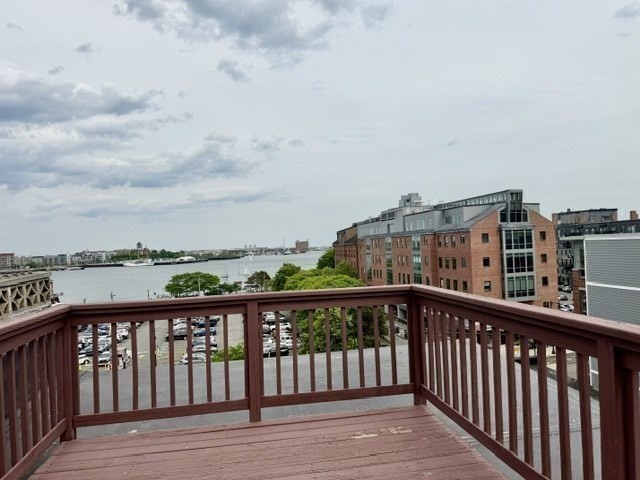 301 North Street, Unit 5 Boston, MA 02113 - Photo 18 of 18 a view of city from a roof deck