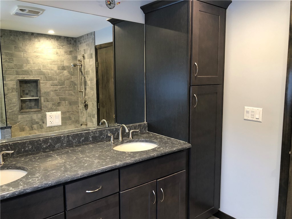 7 Iron Forge Road Lincoln, RI 02865 - Photo 13 of 24 Gallery Image 13