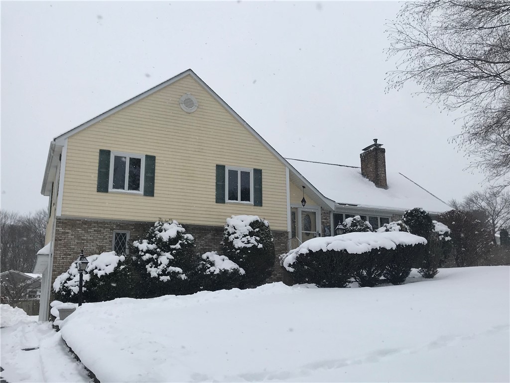 7 Iron Forge Road Lincoln, RI 02865 - Photo 3 of 24 Gallery Image 3