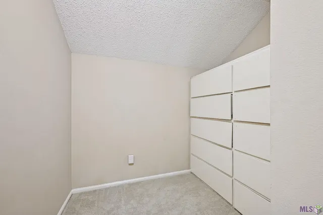 $475,000 | 4425 Elmwood Parkway, Metairie, LA 70003