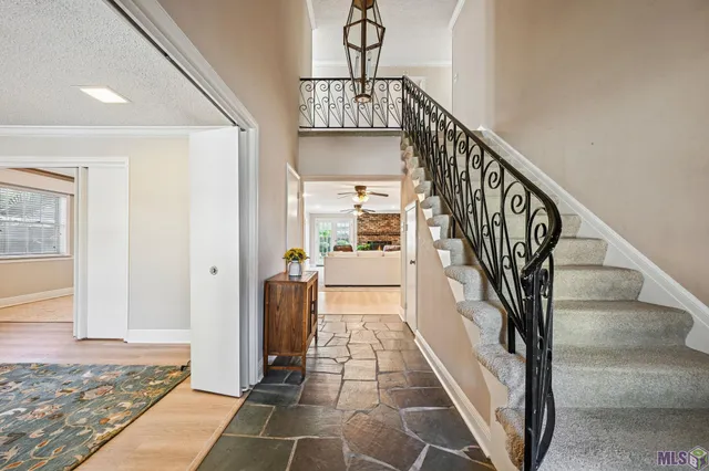 $475,000 | 4425 Elmwood Parkway, Metairie, LA 70003