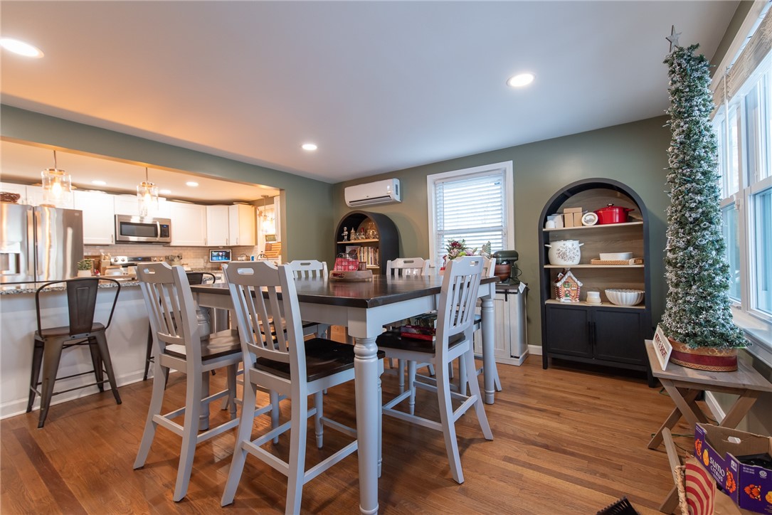 91 Windsor Park Drive Coventry, RI 02816 - Photo 5 of 31