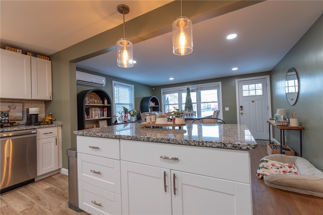 91 Windsor Park Drive Coventry, RI 02816 - Photo 6 of 31